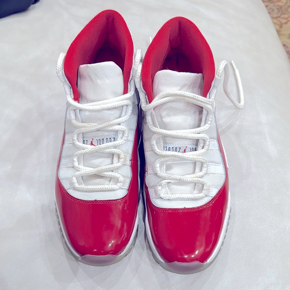 Air Jordan 11 Retro Cherry 2022 Style # CT8012-116 Size 9.5
